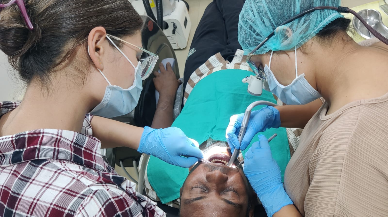 Comfortable dental treatment room